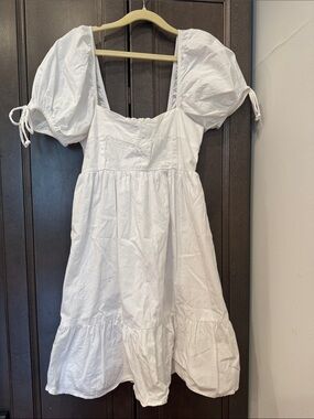 White Puff-Sleeve Mini Dress with Square Neck